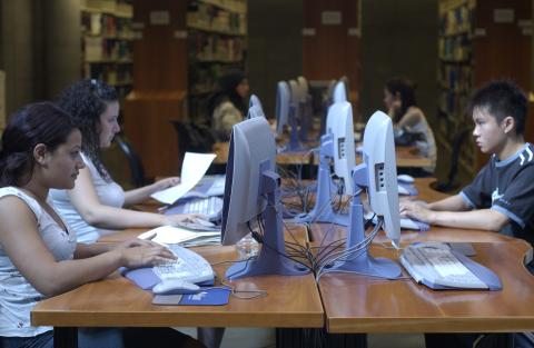 Students Work at Computers, UTSC Library, Academic Resource Centre