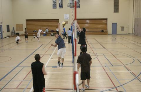 Volleyball, Gym, Recreation Centre (RW)