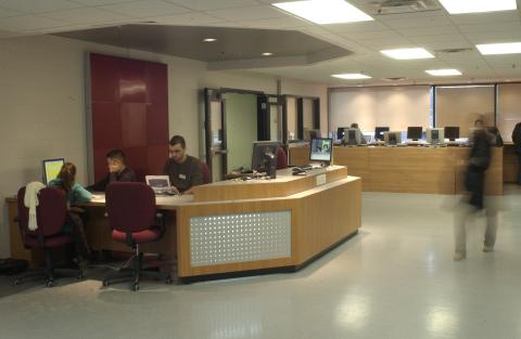 IITS Student Help Desk area, Computer Labs. BV488