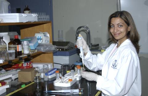 Student in Lab, Using Equipment, Promotional Image