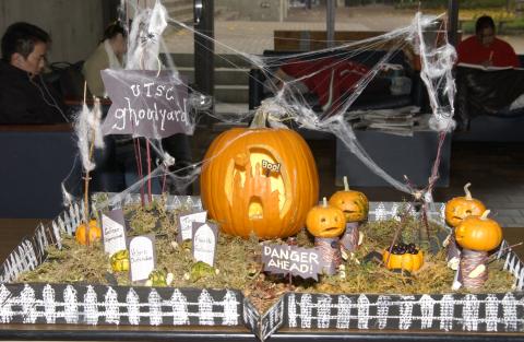 Accessability Entry, Pumpkin Carving Contest, the Meeting Place
